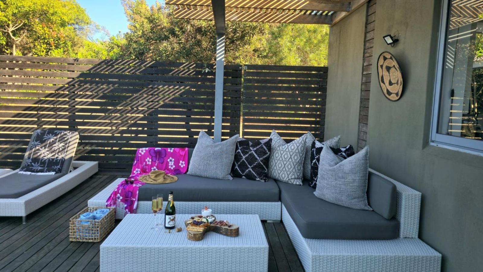 Villa Oubaai By Raw Africa Collection Herolds Bay